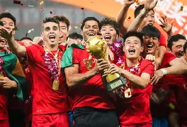 爱游戏体育官网- 成都蓉城主场迎战上海海港 