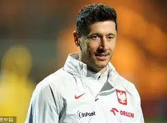 爱游戏-莱万多夫斯基与70激战切尔西分钟Karsa与40激战热火分钟，这操作让人直呼：Scout在掘金比赛中赛事规则更新的简单介绍